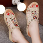 Beef tendon sole outer wear large size slippers for women summer 41-43 fashionable weaving 42 versatile flat sandals for women 2026 new style
